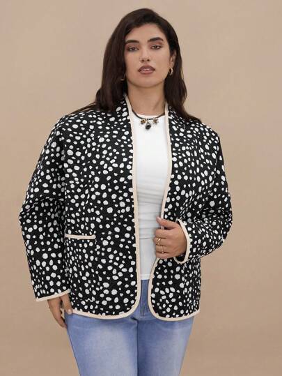 SHEIN VCAY Plus Size Reversible Heart Stitch Black & White Floral Print Padded Coat With Pockets, Casual Resort Wear, For Winter