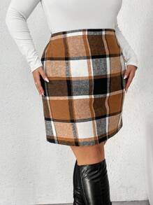 SHEIN CURVE+ Falda de franela de otoño e invierno a cuadros para mujer de talla grande