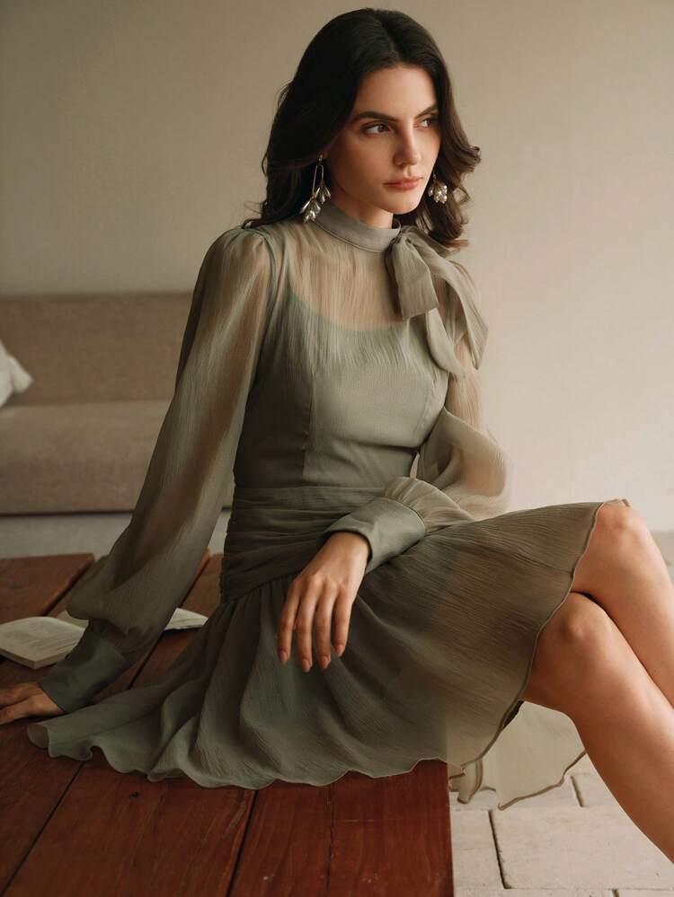 Anewsta Essential Women's Elegant French Vintage Palace Style Simple Waist Accentuating Short Dress