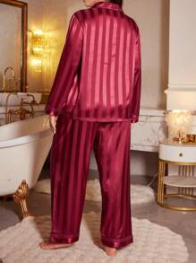 LuxeNights 大码睡衣套装，仿丝领扣式口袋刺绣长袖上衣和长裤，休闲优雅家居服，秋冬 - 紅色 - 查看 2