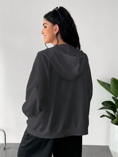 SHEIN EZwear 大码女式灰色百搭休闲连帽长袖卫衣，适合秋冬季节穿着