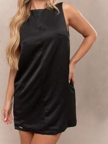 MISSGUIDED Sleeveless Straight A-Line Mini Dress - Black - View 4
