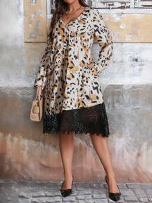 SHEIN LUNE Vestido de manga larga con cuello en V, estampado de leopardo y parches de encaje, para primavera/otoño