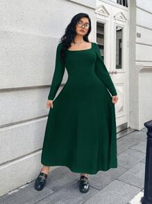 SHEIN EZwear Vestido de manga larga con parte superior ajustada de cuello cuadrado de gran elasticidad y falda suelta de línea A para tallas grandes - Verde Oscuro - Ver 4