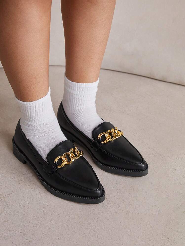 CUCCOO CURVES Wide Fit Platform Thick Sole Pointed Toe Solid Black Color Deep V Lace-Up Oxford Shoes, Women, Classic British Style, All Season For Christmas And New Year Holiday Vibe Fall And Winter Valentines