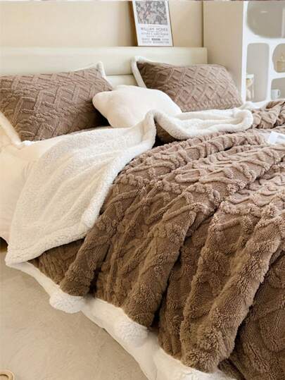 1 pieza Manta de doble capa con patrón de rombos clásico, manta de tiro cálida y cómoda para sofá, adecuada para uso diario en cama, habitación, sala de estar, dormitorio, oficina, camping, (Púrpura/Café), Decoración de otoño, Decoración de otoño, Decoración de habitación