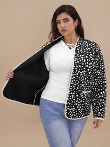 SHEIN VCAY Plus Size Reversible Heart Stitch Black & White Floral Print Padded Coat With Pockets, Casual Resort Wear, For Winter