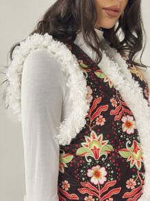 Forever 21 冬季女装 圣诞节 新款冬季女装外套 数码印花无袖短款蓬松背心 背心 雪地女装 新年女装夹克 节日女装 泰迪熊大衣 皮草大衣 圣诞背心大衣 Y2k 服装 - 彩色 - 查看 5