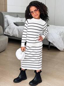 年轻女孩日常休闲舒适街头服饰针织条纹长袖毛衣和中长裙套装 - 黑與白 - 查看 4