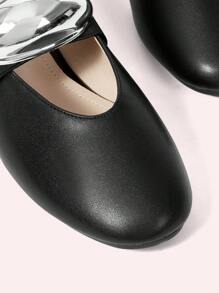 CUCCOO DOLLMOD 女士金属装饰时尚休闲平底鞋，适合圣诞节和新年假期氛围秋冬季 - 黑色 - 查看 3