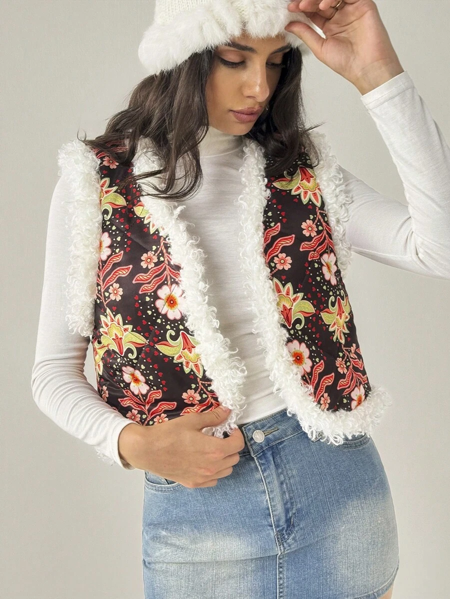 Forever 21 冬季女装 圣诞节 新款冬季女装外套 数码印花无袖短款蓬松背心 背心 雪地女装 新年女装夹克 节日女装 泰迪熊大衣 皮草大衣 圣诞背心大衣 Y2k 服装 - 彩色 - 查看 1