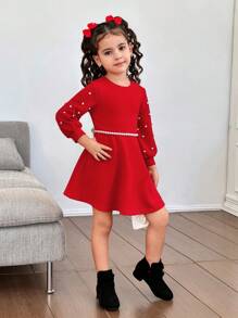 SHEIN Modisches Partykleid und Streetwear für Kleine Mädchen, einfarbig, Rundhalskragen, Langarm, mit Perlen verziert, Strickkleid