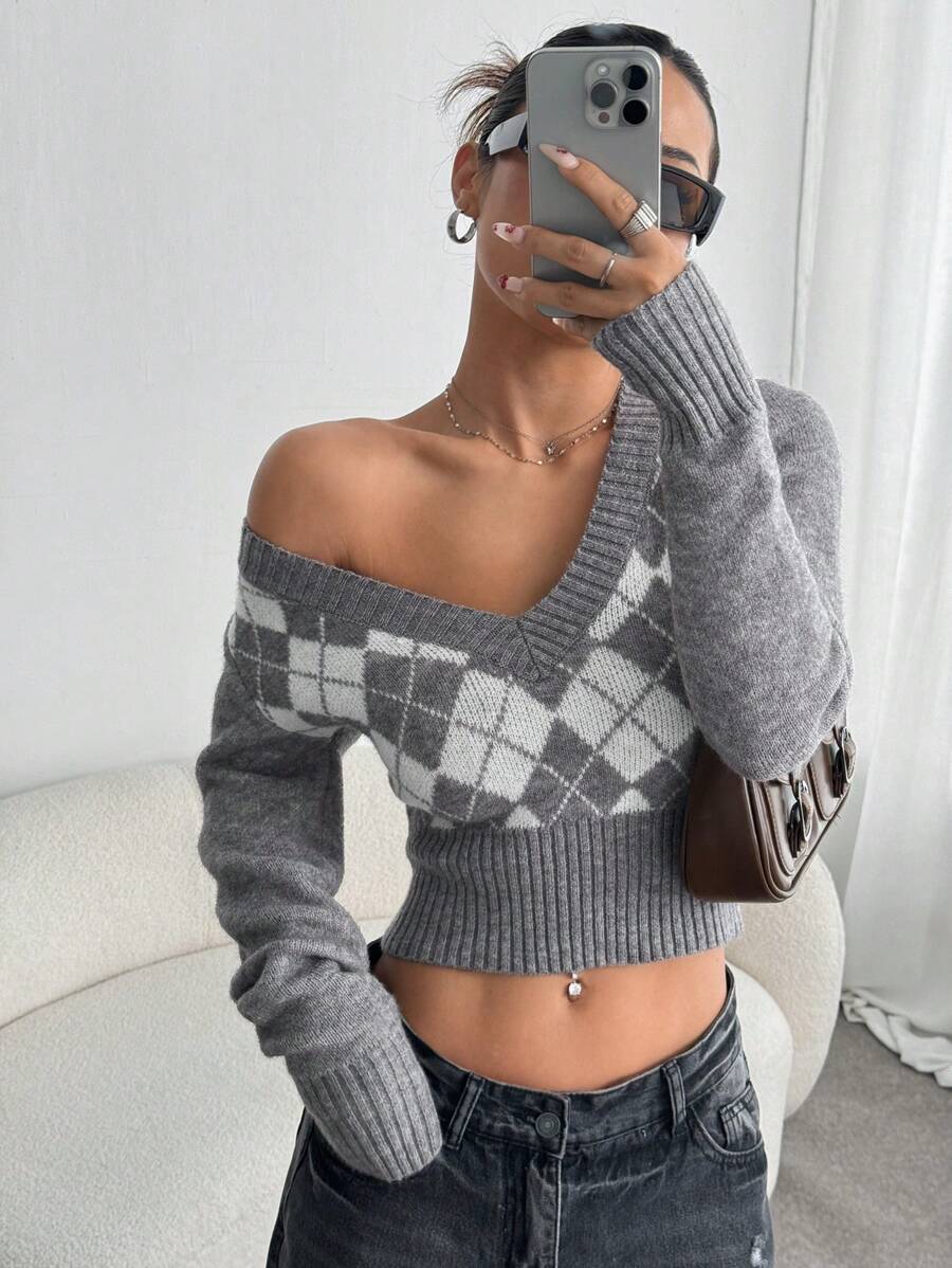 Flirla Women Argyle Pattern V-Neck Slim Fit Crop Pullover Sweater, Long Sleeve Top Knit Pullover Fall Winter - Multicolor - View 1