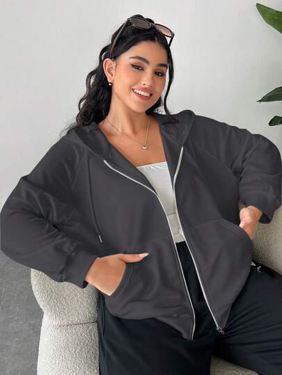 SHEIN EZwear 大码女式灰色百搭休闲连帽长袖卫衣，适合秋冬季节穿着