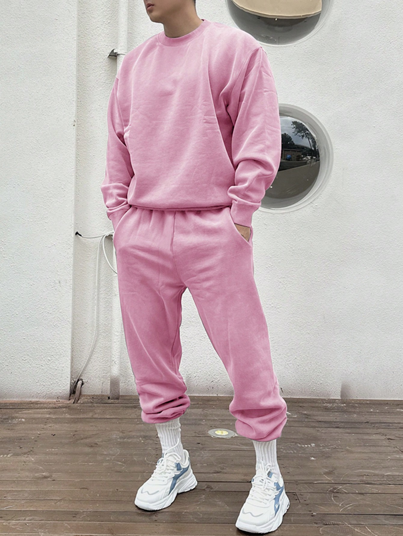 2pcs Men Solid Color Round Neck Long Sleeve Sweatshirt And Sweatpants Casual Outfit, Autumn/Winter