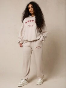 SUMWON WOMEN Summon 1996 Athletic Jogger Sweatpants Relaxed Fit Drawstring Waist Cuffed Ankle Loungewear Athleisure Workout Essentials Fall Winter Collection Comfortable Streetwear - Khaki - View 5