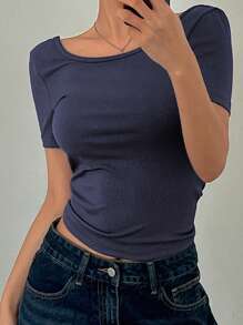 DAZY 女士休闲纯色短袖修身 T 恤，露背上衣短款女式上衣