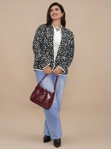 SHEIN VCAY Plus Size Reversible Heart Stitch Black & White Floral Print Padded Coat With Pockets, Casual Resort Wear, For Winter