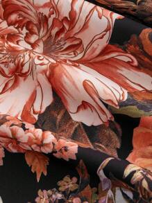 SHEIN CURVE+ 大码女式浪漫复古花卉印花优雅宽松连衣裙，配有胸杯肩带 - 彩色 - 查看 4