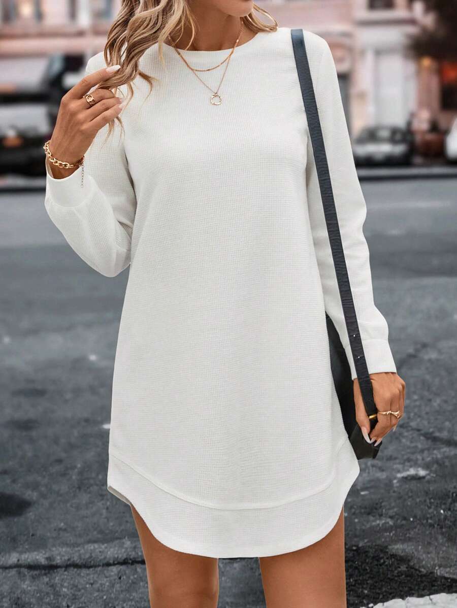 SHEIN LUNE 白色休闲简约纹理面料直筒中长连衣裙，适合春、秋、冬穿着。 - 白色 - 查看 1