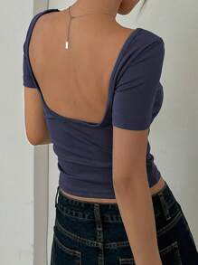 DAZY 女士休闲纯色短袖修身 T 恤，露背上衣短款女式上衣