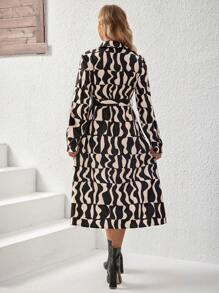 SHEIN 女士春秋休闲全印花纽扣前衬衫长袖连衣裙、办公室服装、服装、孕妇装 - 棕色 - 查看 2