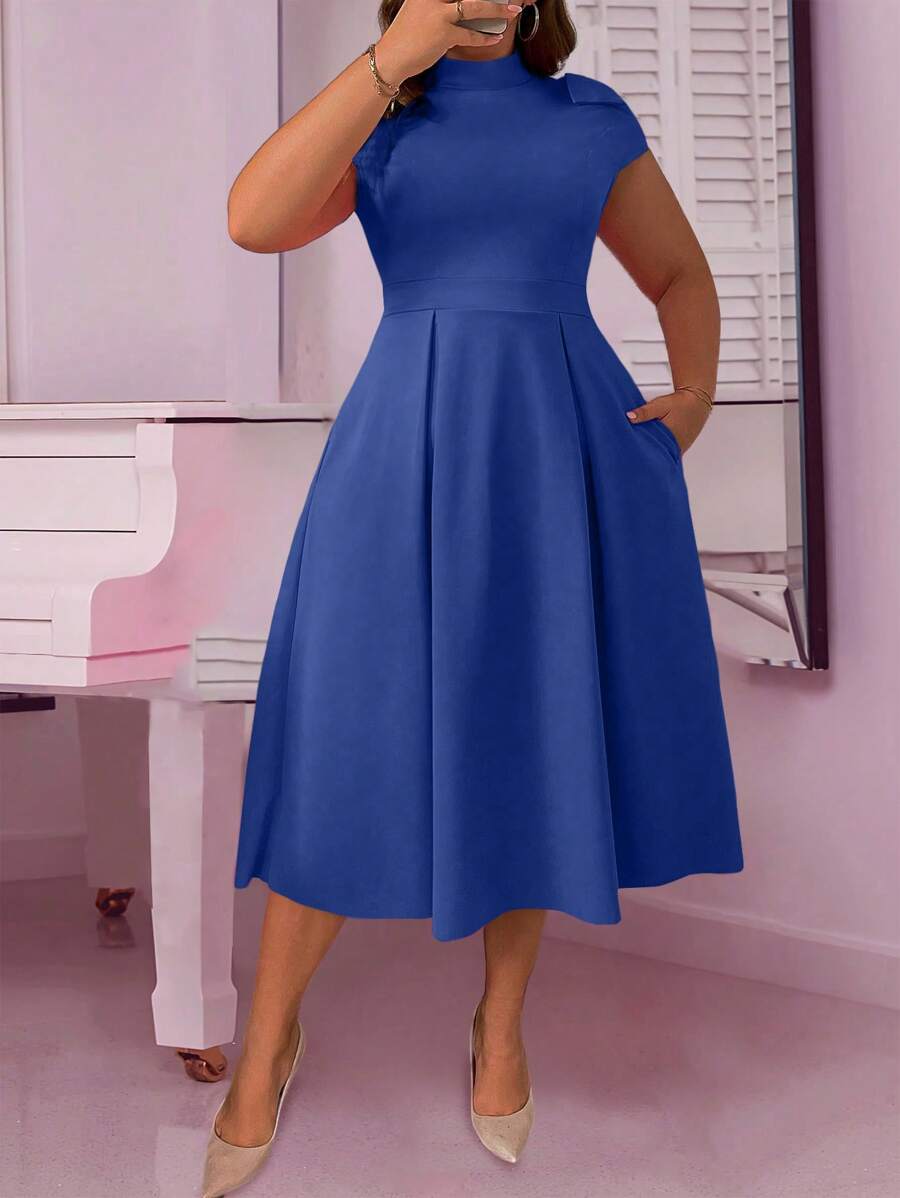 SHEIN Unity Đầm Maxi Thanh Lịch Cổ Đứng Dệt Kim Màu Trơn Size Lớn Cho Nữ - Màu xanh lam - Xem 1