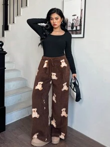 SHEIN EZwear Pantalones holgados y esponjosos de talla grande con patrón de oso para mujer, con cintura de lazo, para otoño/invierno - Multicolor - Ver 4