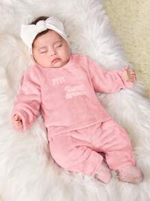 SHEIN 新生女婴蓬松字母印花长袖上衣和松紧腰裤套装，秋冬 - 淺粉色 - 查看 7