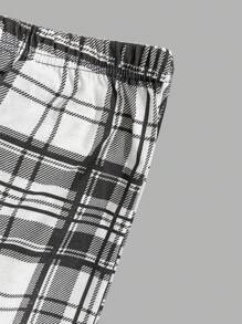 RueChic Cotton Men's Comfortable Casual Small Logo Print T-Shirt And Plaid Pants Pajama Set - Multicolor - View 5