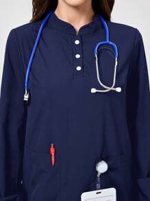 TaskEZ Conjunto de uniforme de enfermería de 2 piezas en color azul compuesto por camisa de manga larga con botones delanteros y bolsillo, y pantalón liso - Azul Marino - Ver 4