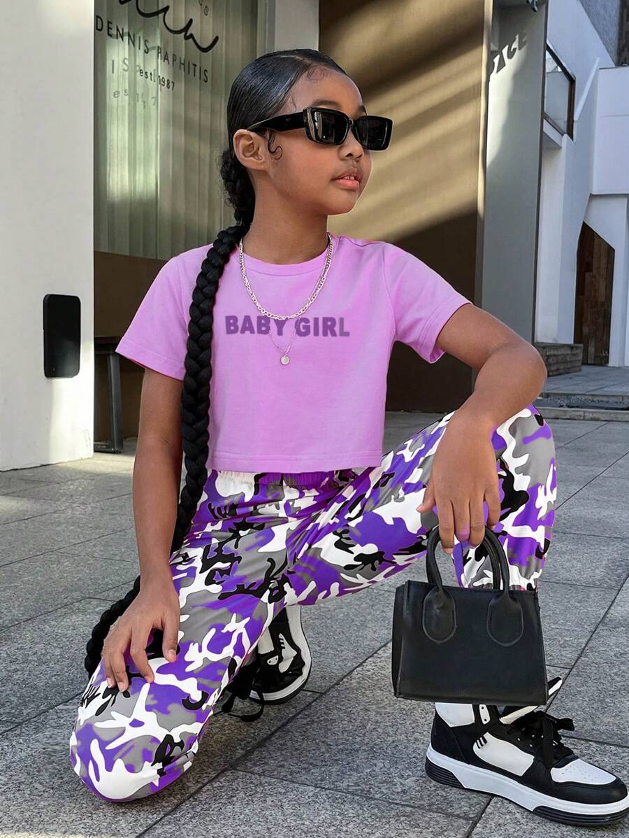 SHEIN Explorewe Girls Letter Graphic Tee & Camo Print Trousers - Purple - View 1