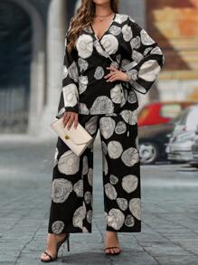 SHEIN LUNE 大码女式宽松复古艺术圆形花卉印花领上衣和加长裤 2 件套 - 彩色 - 查看 1