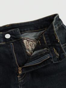 ROMWE J-Fashion Plus Size Y2K Leopard Print Wing Font Vintage Denim Jeans - Baby Blue - View 4