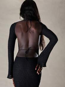 MISSGUIDED Teksturowana sukienka maxi z odkrytymi plecami i długimi rękawami w stylu syreny