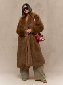 MISSGUIDED Cappotto invernale di lusso in pelliccia sintetica lunga, soffice come un orsetto teddy, morbido e caldo, cappotto pesante lungo, abito da esterno di designer per l'autunno