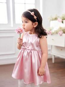 SHEIN Fern Glow  Babygirl Autumn/Winter Cute Satin Sleeveless Dress With Elastic Waist & Fluffy Jacket Outerwear - White - View 6