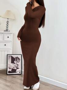 SHEIN EZwear Vestido suéter de punto acanalado de manga larga, ajustado, con capucha y cordón, para mujer, otoño/invierno - Marrón - Ver 3