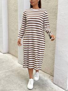 SHEIN Essnce Plus Size Women's Autumn And Winter Casual Loose And Comfortable Long Sleeve Slit Striped Mid-Length Dress,Fall Clothes,Black And White Dress,Curv Dress,Teacher Clothes,Fall Women Outfits,Homecoming,Midi Women Dresses,Airport Women Outfits