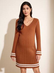 SHEIN Jersey de manga larga con cuello en V, de punto acanalado y estampado para maternidad