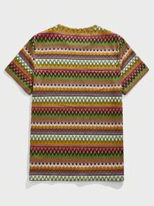 Manfinity VCAY 男士几何印花圆领短袖休闲弹力针织 T 恤 - 彩色 - 查看 2