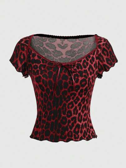 Camiseta de manga corta con cuello asimétrico de estampado de leopardo talla grande