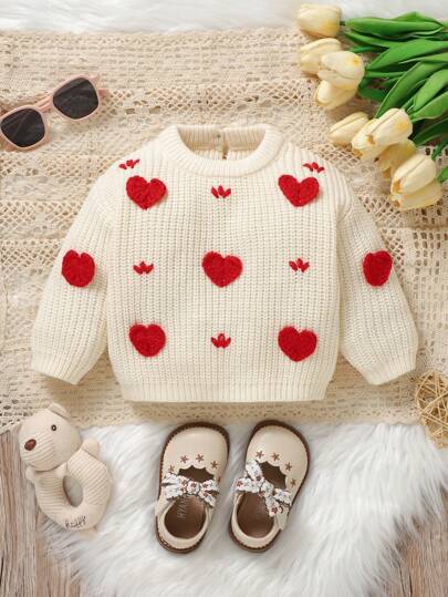 SHEIN 新生儿时尚甜美 3D 心形和刺绣装饰复古长袖套头衫，婴儿日常和节日服装的必备单品，展现宝宝可爱优雅的风格，为宝宝的服装增添温暖和甜美