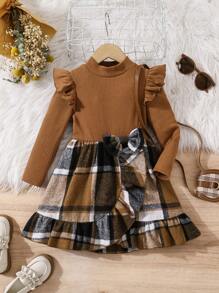 SHEIN Vestido ajustado de niña con cuello redondo, volantes, parches lisos y a cuadros