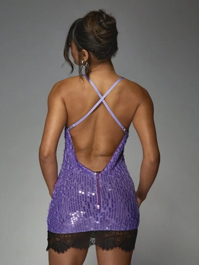 MISSGUIDED Y2K Futuristic Sequin Lace Trim Detail Halter Neck Spaghetti  Strap Bodycon Mini DressMISSGUIDED