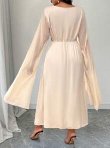 SHEIN Clasi Robe longue élégante de couleur champagne pour femmes, pour l'automne