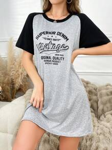 SHEIN Áo ngủ kiểu dáng phối màu tay raglan in chữ, váy ngủ Moo Moo. - Nhiều màu - Xem 5