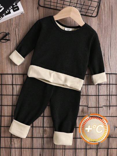 SHEIN 2 件套年轻男孩舒适贴身休闲长袖 T 恤和裤子保暖睡衣套装，秋冬