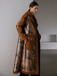 Aveloria Modichic 年轻时尚街头风格纽扣前金箔拼接仿羊羔领超长女士大衣，秋季仿皮飞行员夹克带博格衬里节日派对服装 - 彩色 - 查看 4