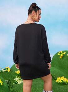 Teletubbies X SHEIN 大码休闲经典圆领落肩卡通印花黑色运动衫连衣裙 - 黑色 - 查看 2